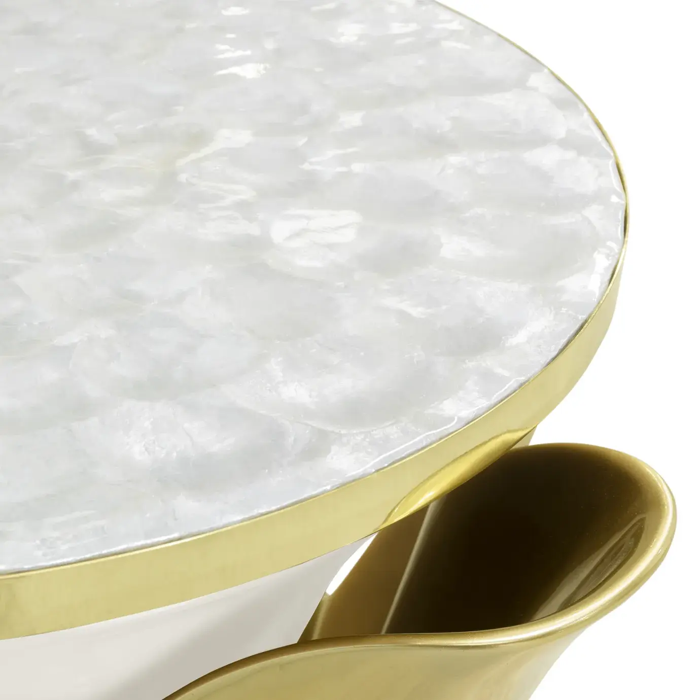 Solstice Perlmutt‑Beistelltisch