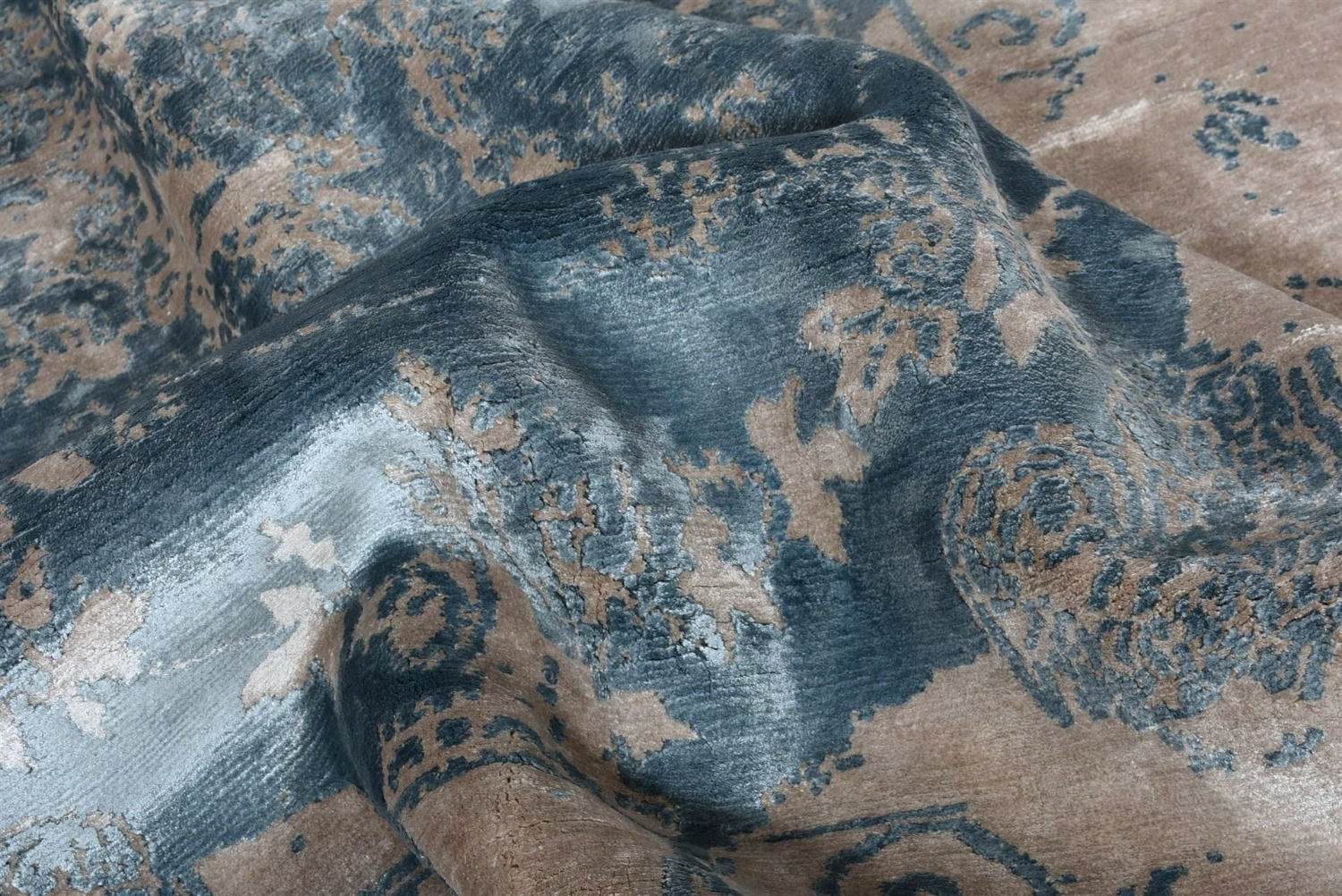 Handgeknüpfter Bambusseide Indischer Teppich