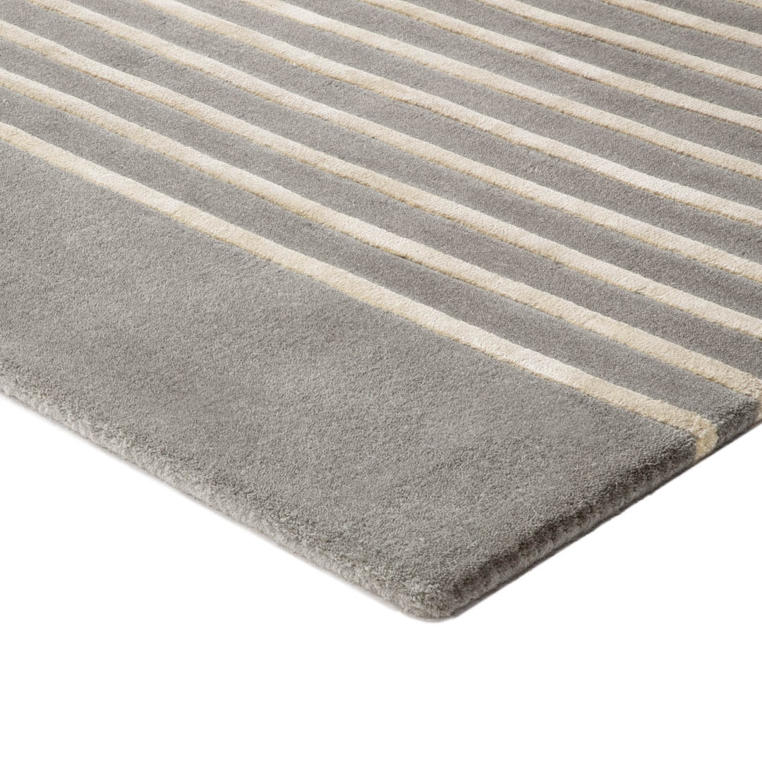 Stripes Iron Teppich