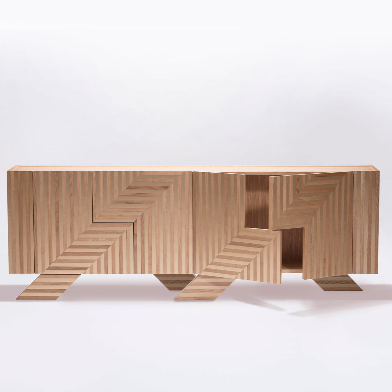 Elegantes Traubeneichen-Sideboard