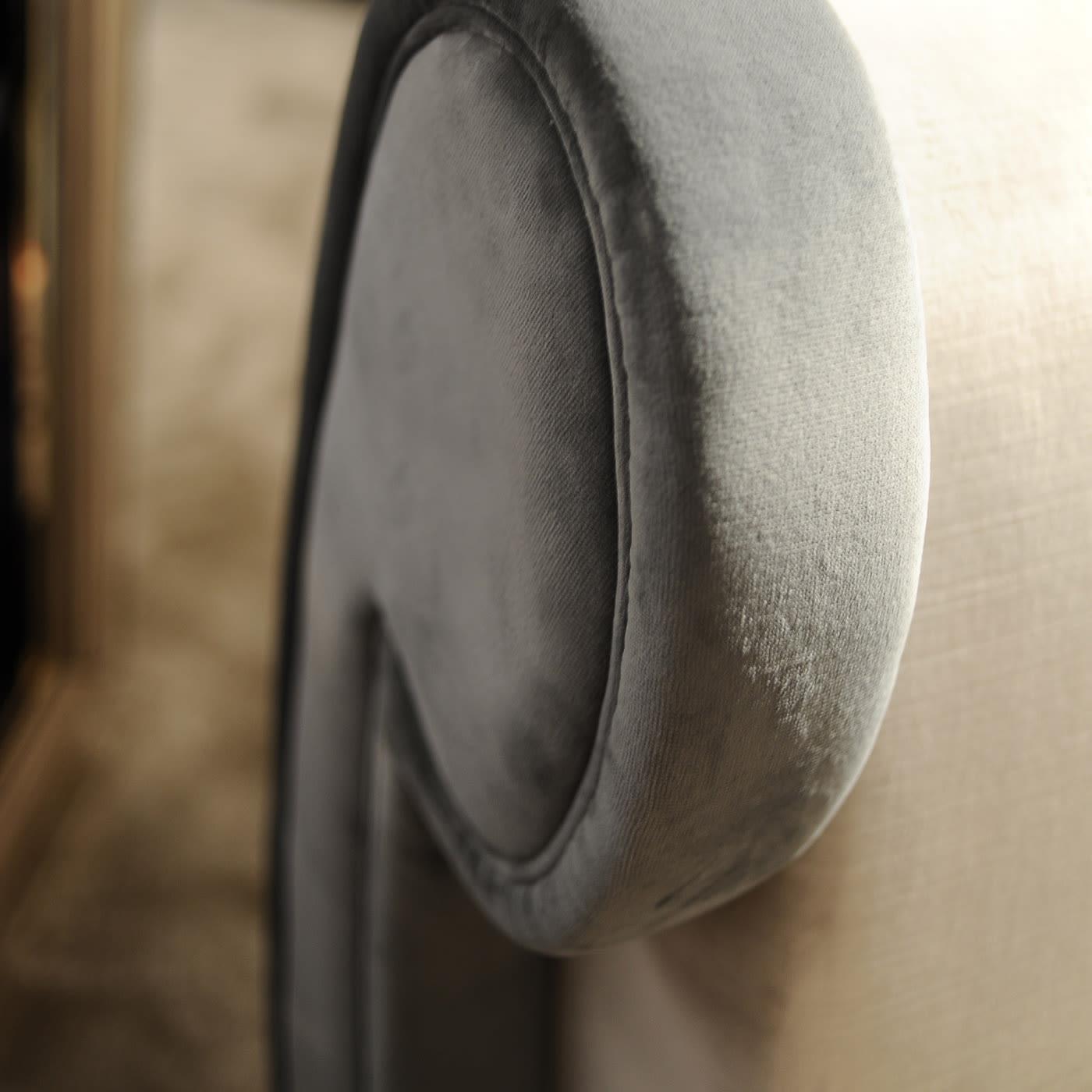 Laurel Luxuriöser handgefertigter Sessel