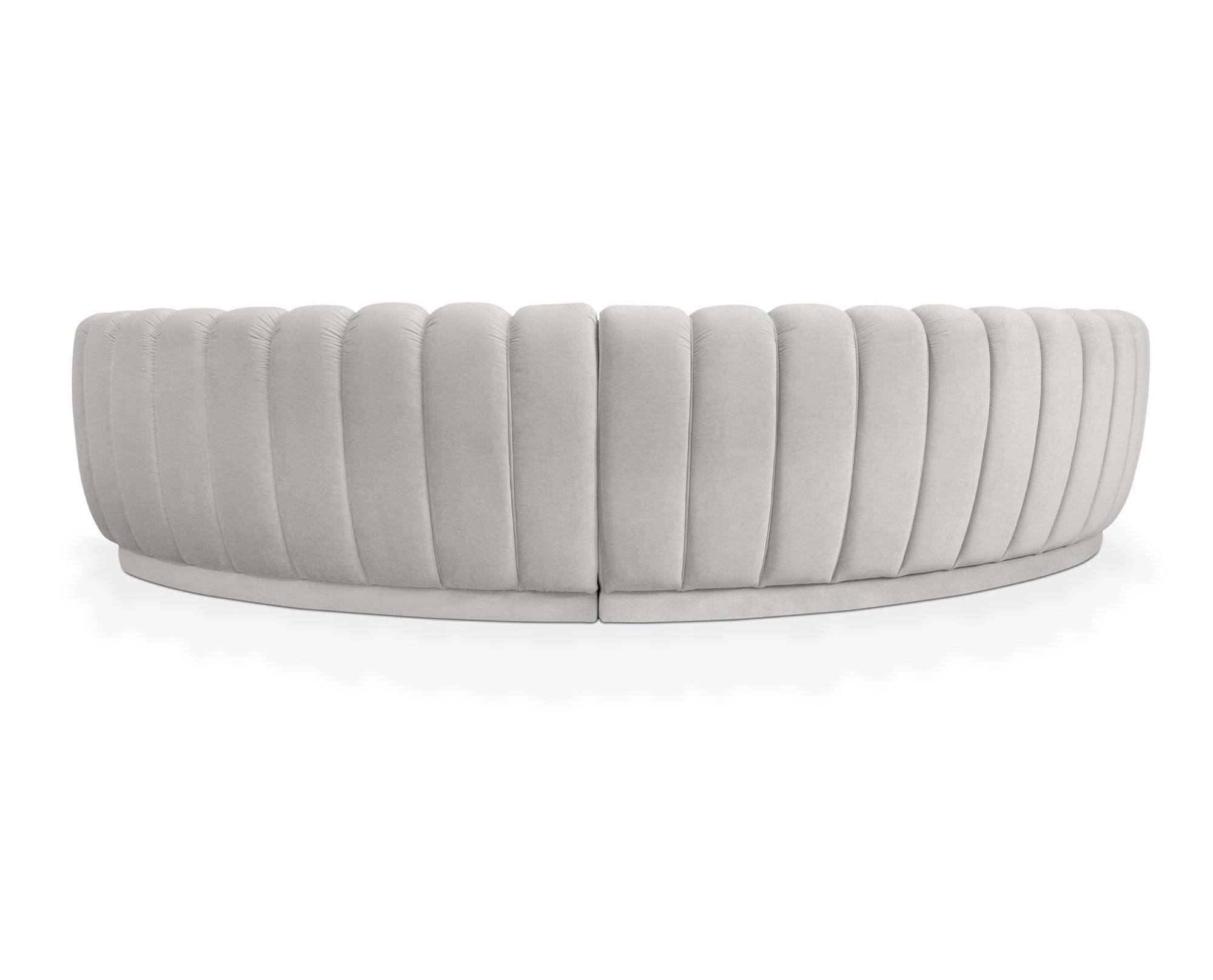 Raffiniertes Rundes Drei-Sitzer-Sofa