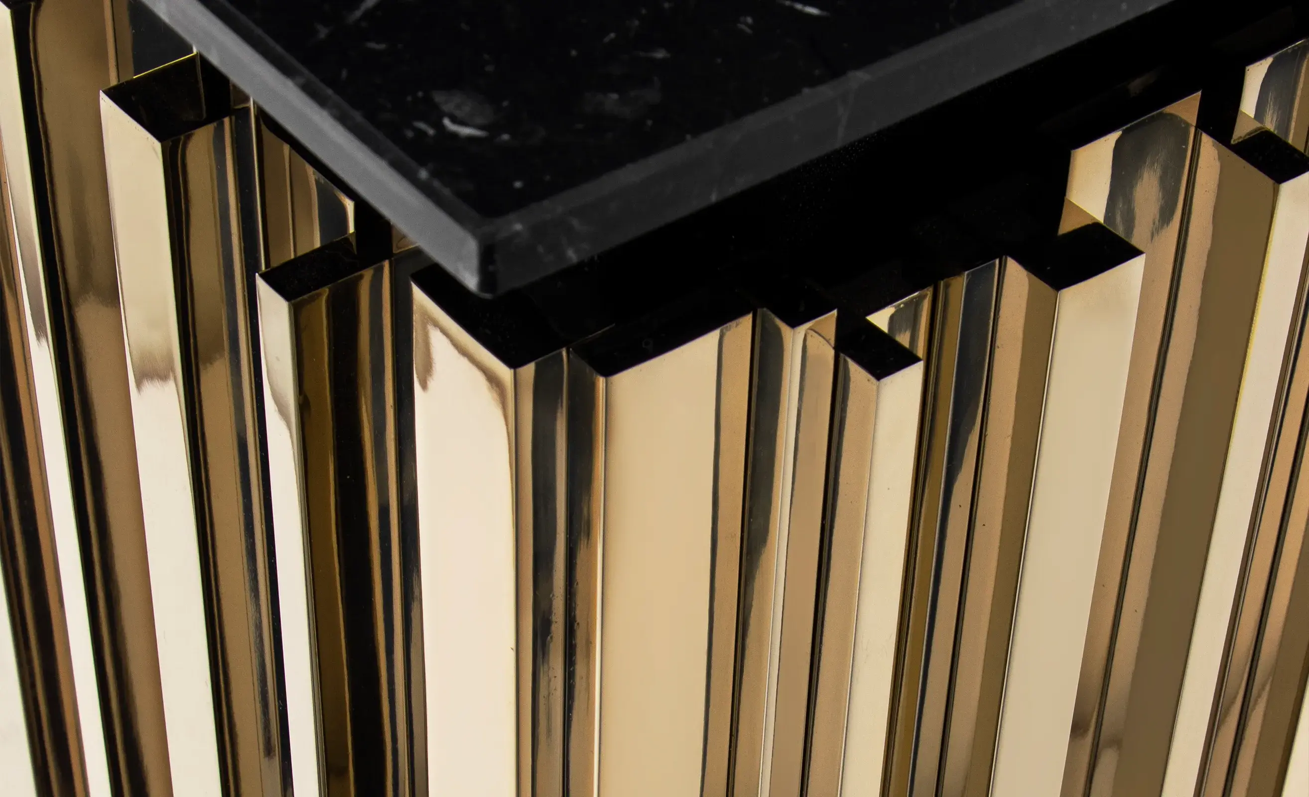 Imperial Säulentisch