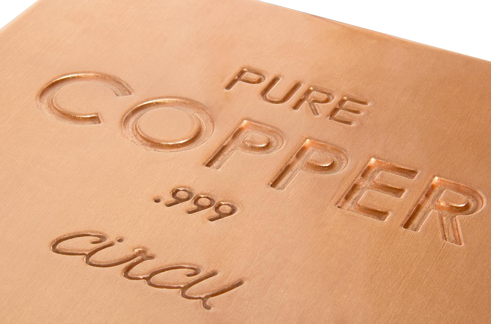 Rustikale Bronze-Spielzeugkiste