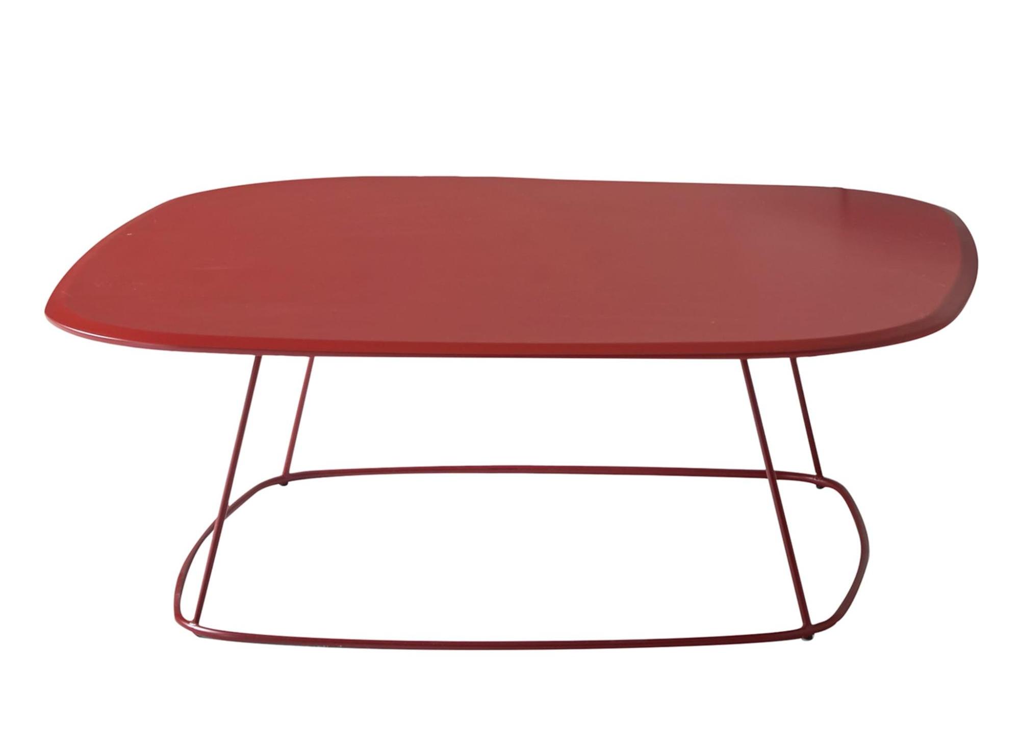 Free‑Style Roter Couchtisch