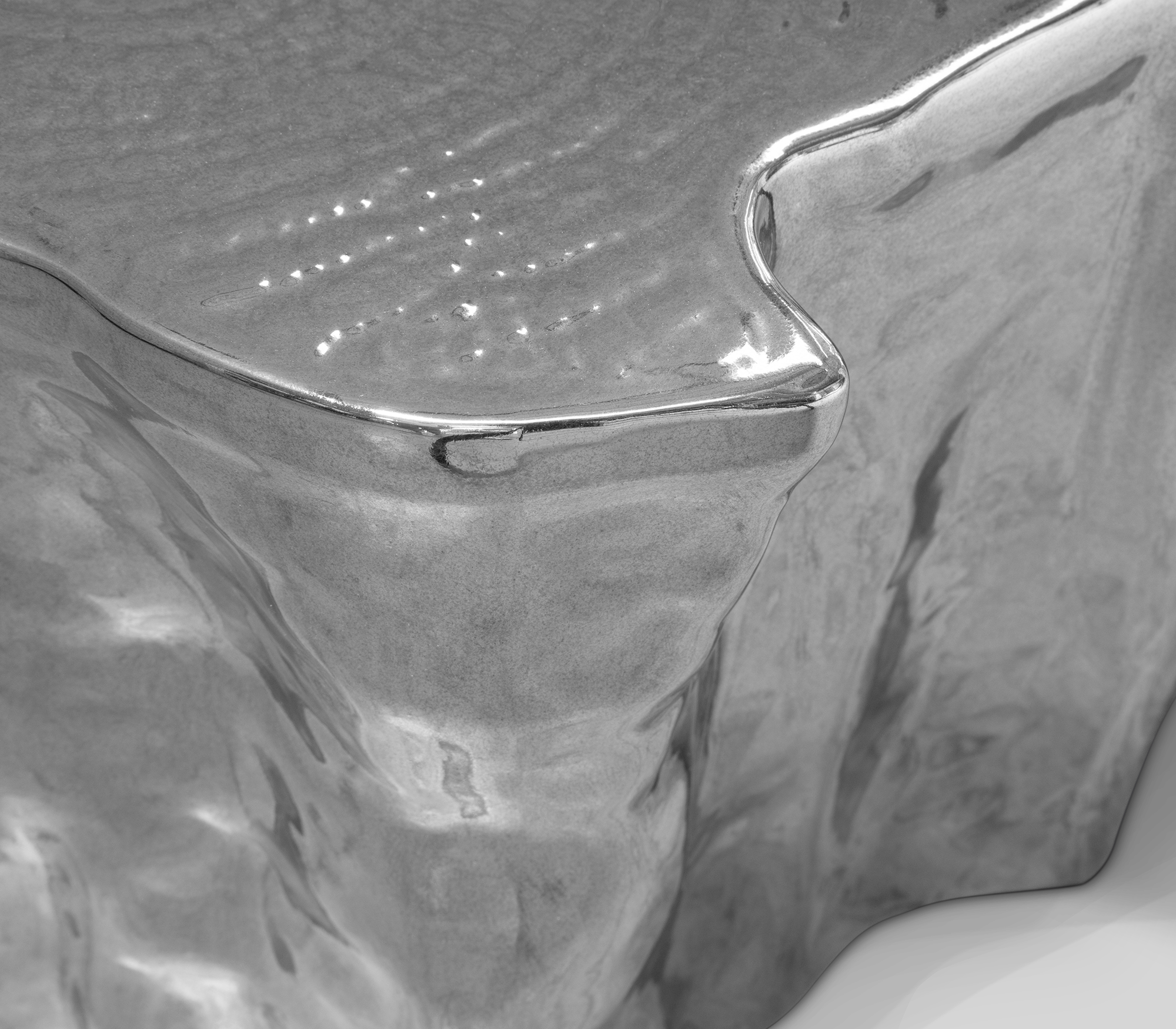 Horizon Silberner Keramik‑Beistelltisch