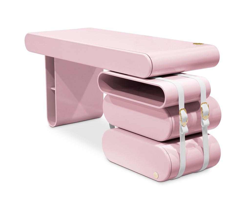 Fantasy Realm Schreibtisch