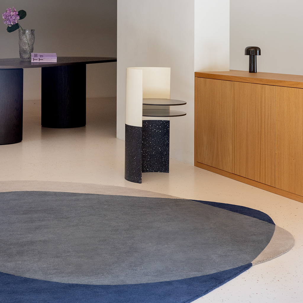 Element Arp Blue Teppich | Größe: 160 x 175 cm