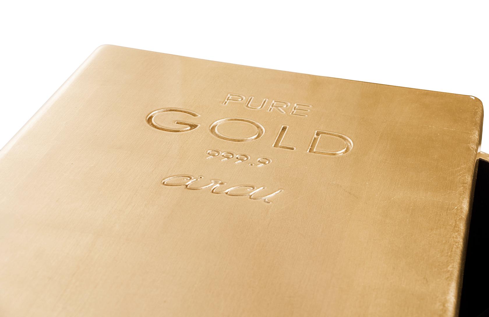 Vergoldete Schatzkiste