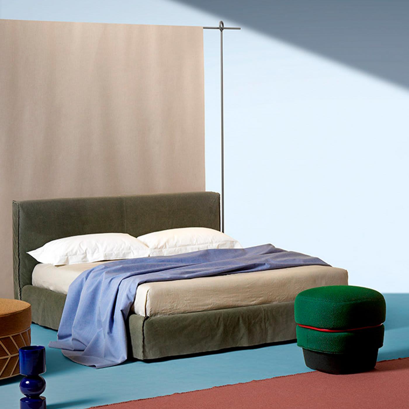 Chemise Grüner Pouf