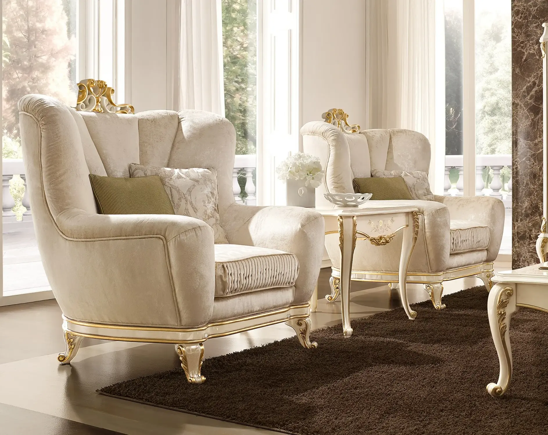 Exquisiter Sessel mit Armlehnen