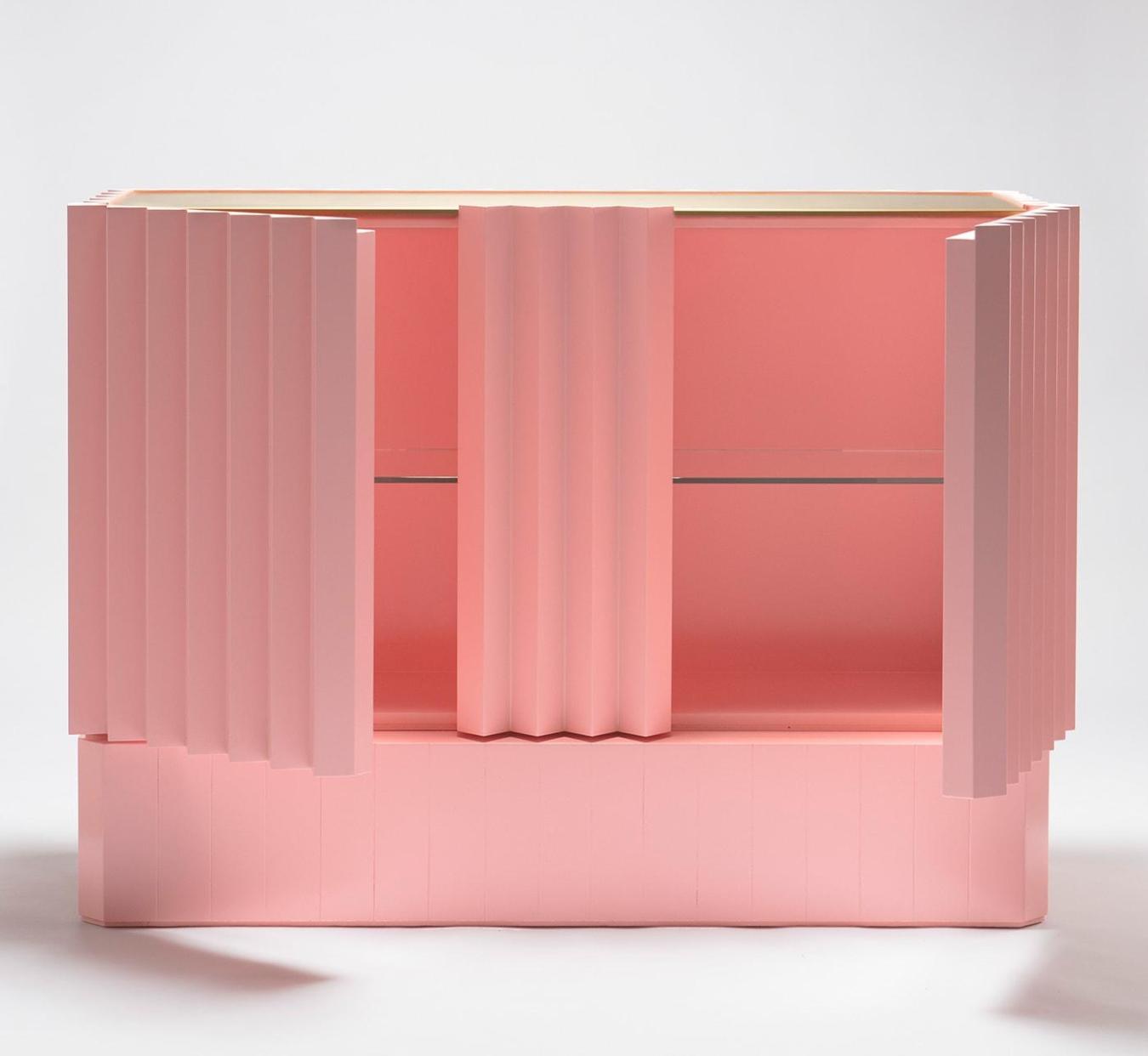 Elegantes rosa Sideboard