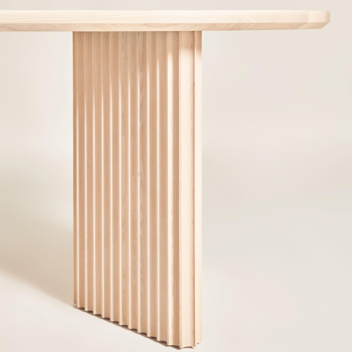Basalto Naturale Esche‑Tisch