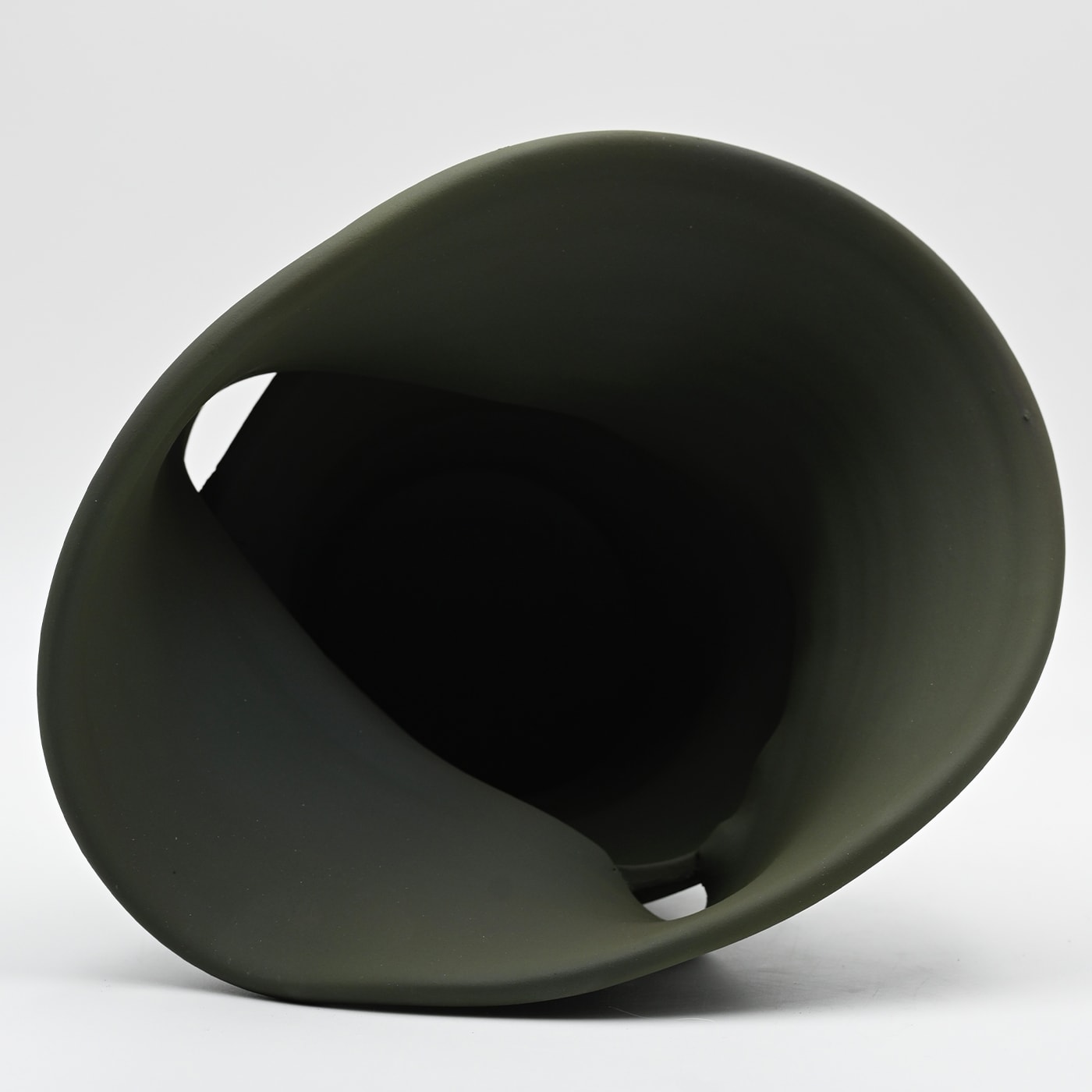 Grüne handgeformte Vase