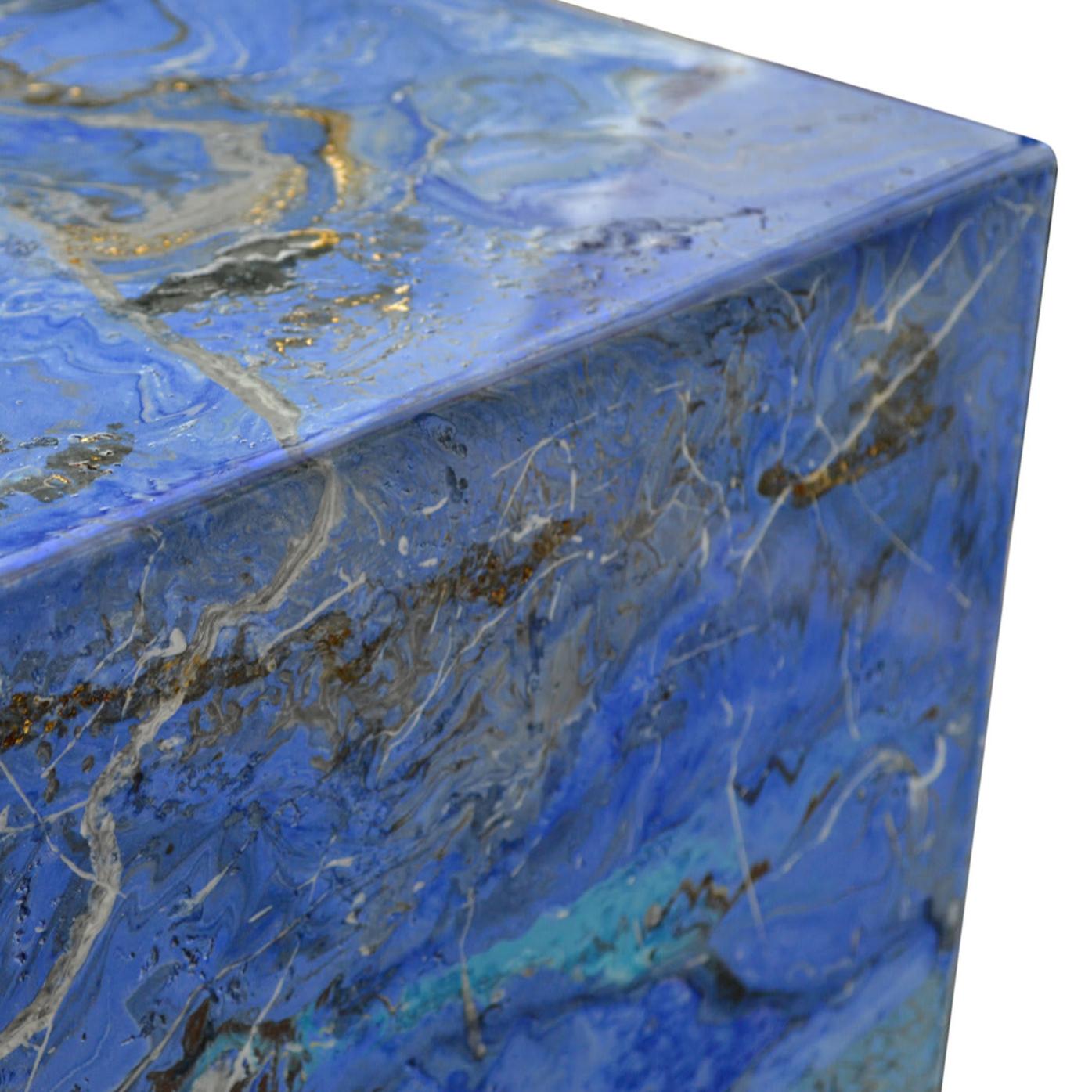 Ultramarine Blauer Beistelltisch