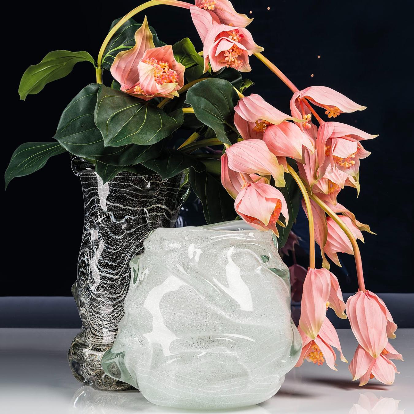 Dynamic Bowl Vase