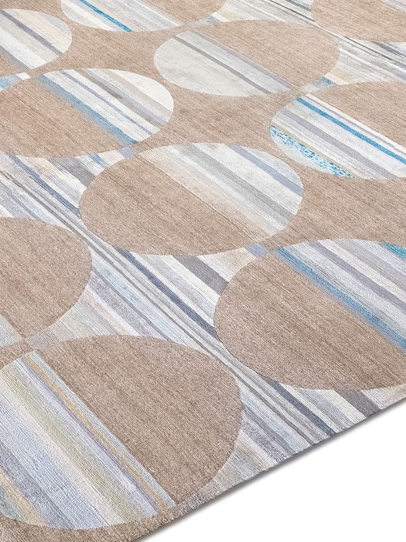 Circle ECO auf Doma Teppich