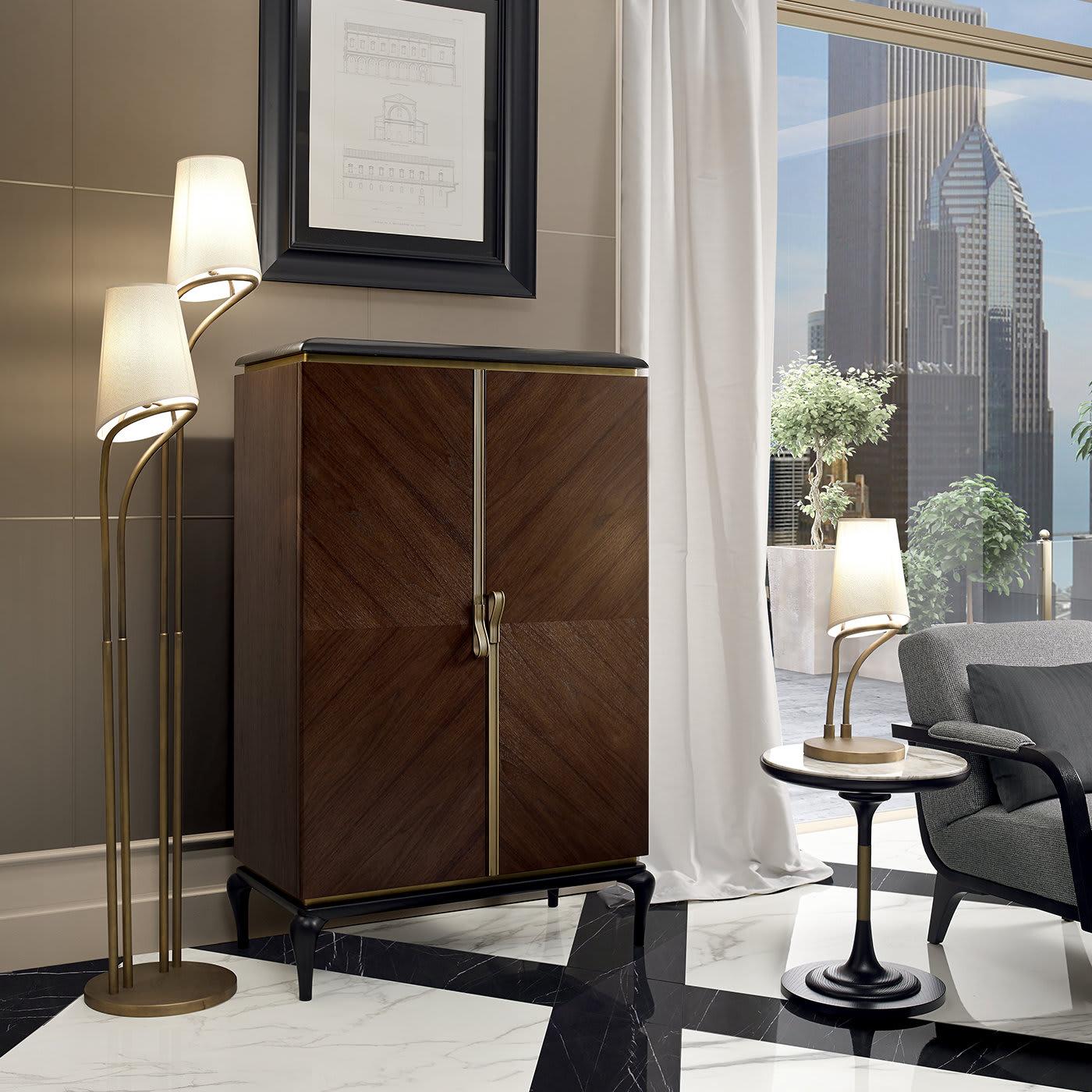 Dilan Schrank italienischer Handwerkskunst