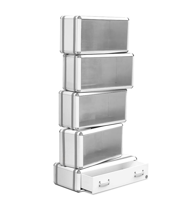 Airborne Fantasy Bücherregal