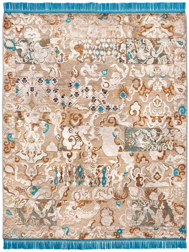 Dragon Electric Blue auf Creme Teppich
