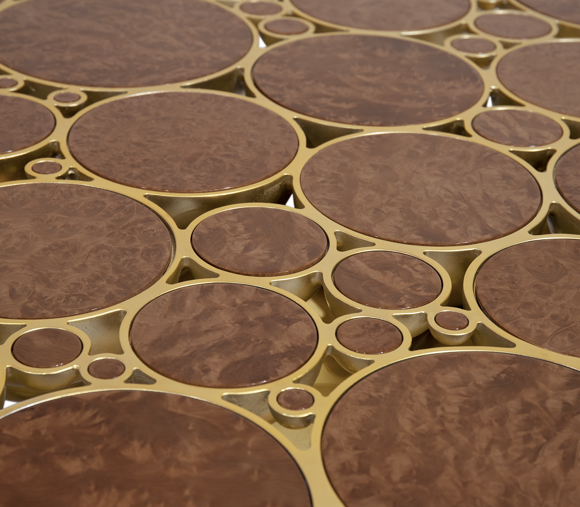 Orbit Walnuss Luxus‑Esstisch