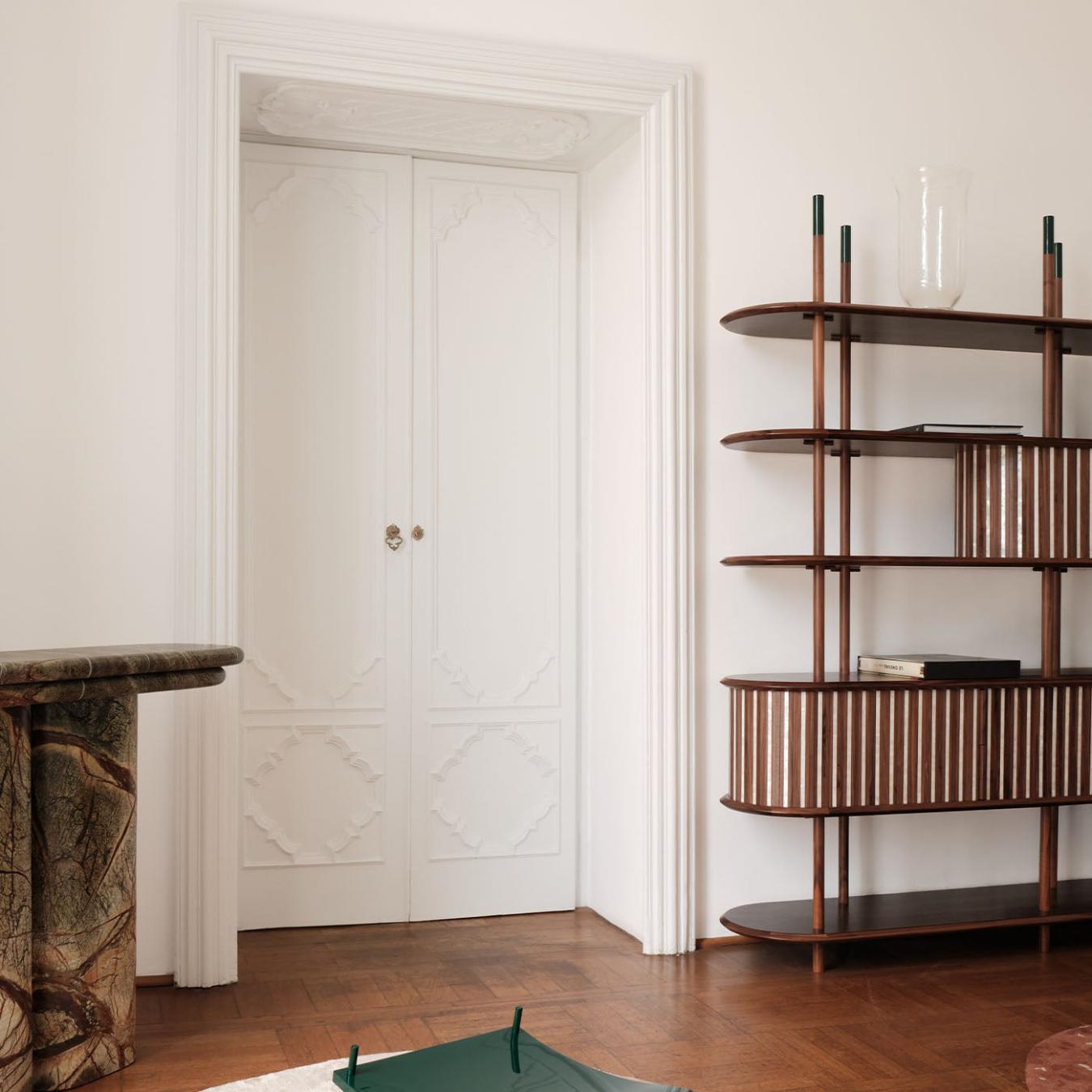 Modernes modulares Massivholz-Bücherregal