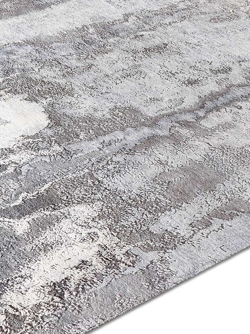 Sand Mix auf Grau Teppich