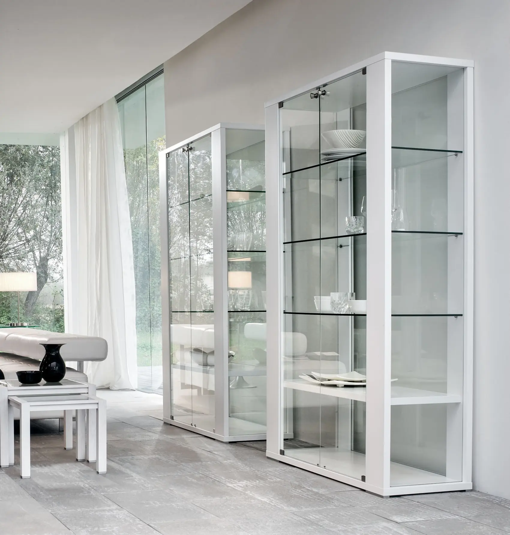 Aurora Vitrine