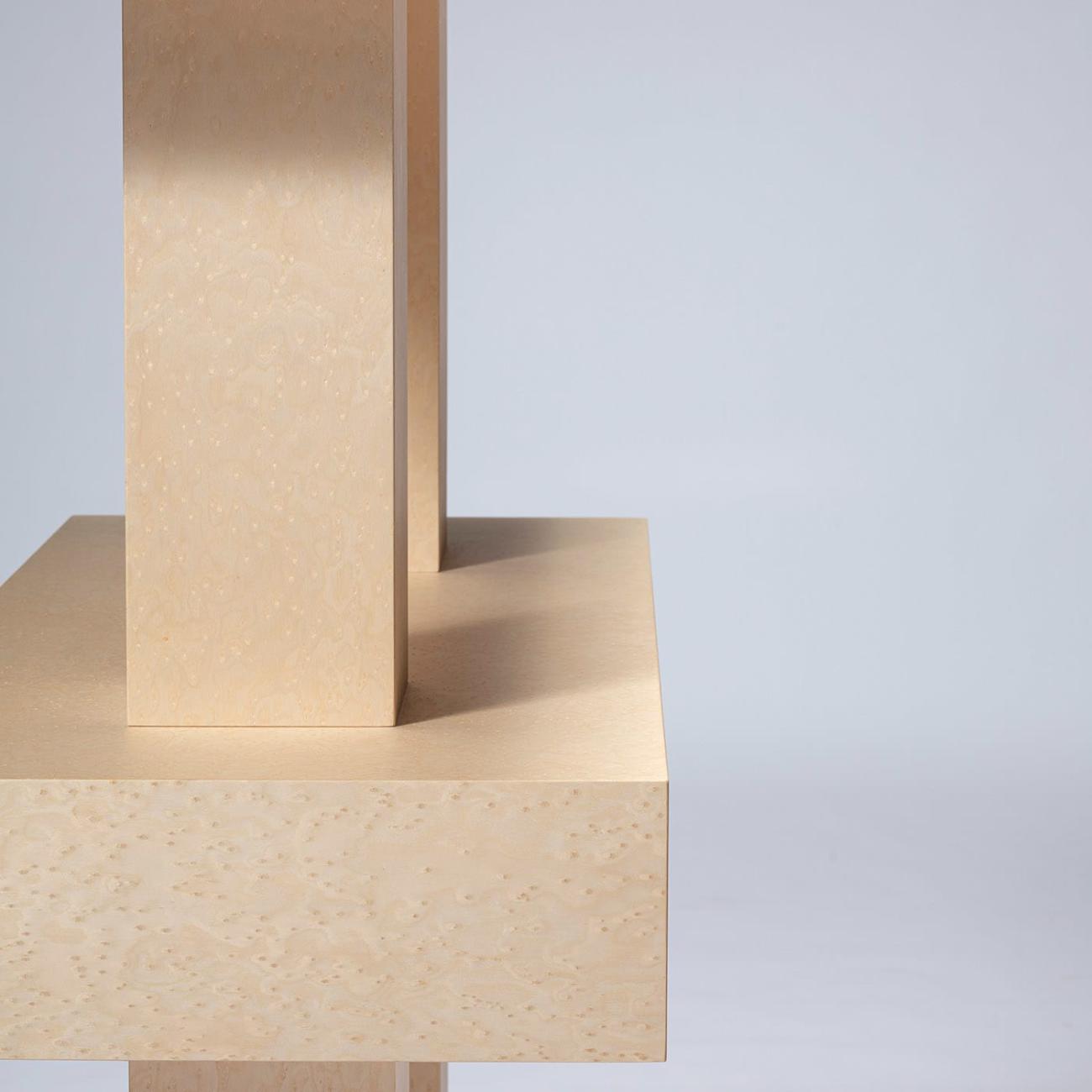 Zeitgenössisches Holz-Bücherregal