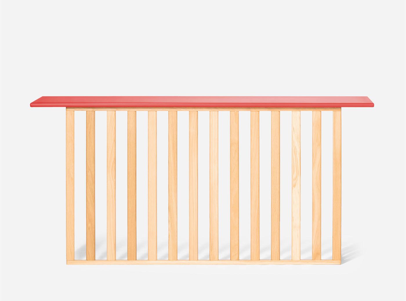 Rosa Holz-Konsolentisch