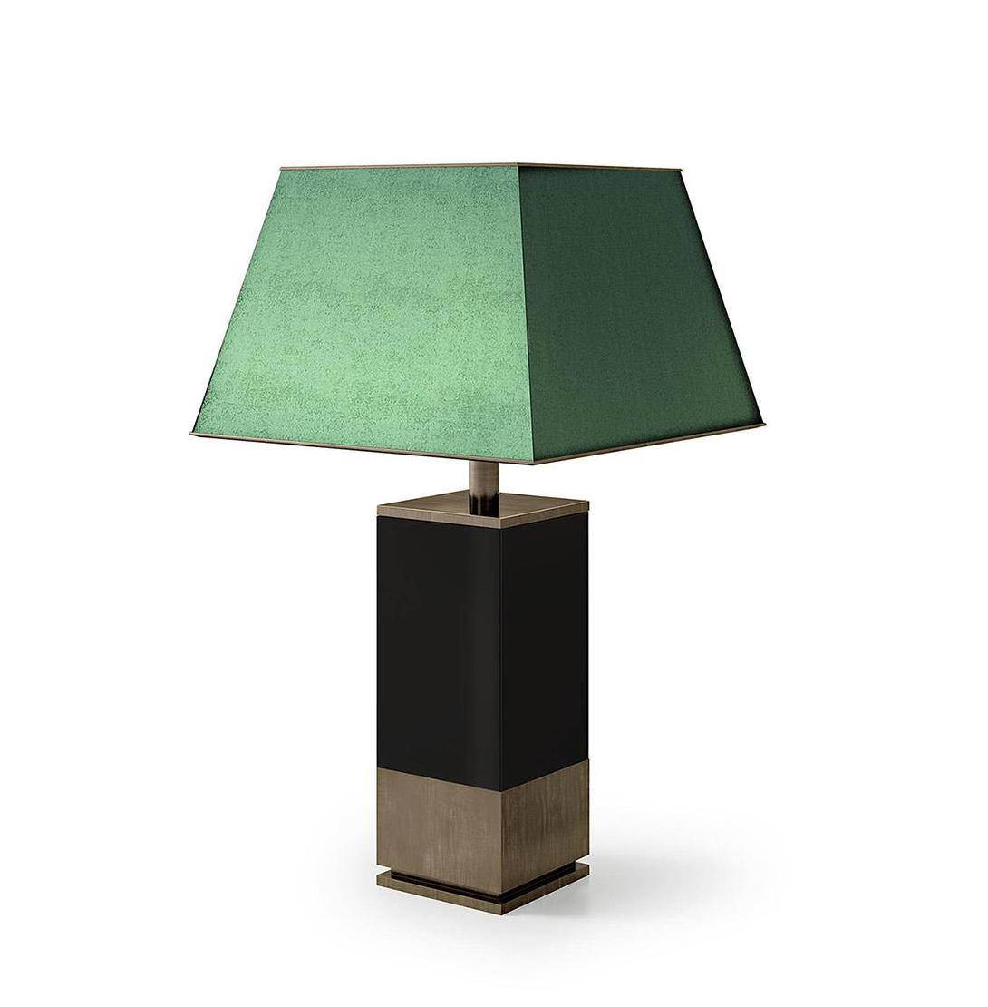 Moderner großer Tischlampe mit Bronze­fuß