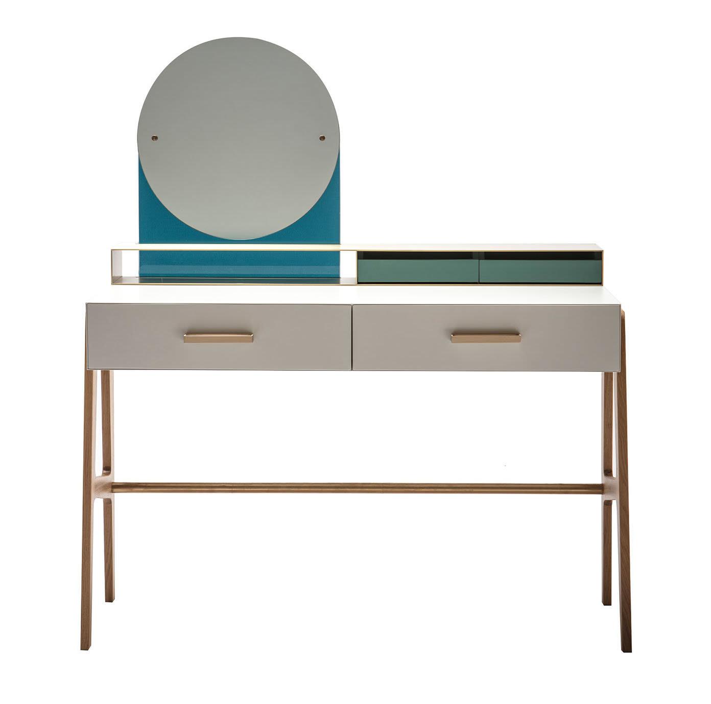 Raffinierter Schminktisch mit Spiegel