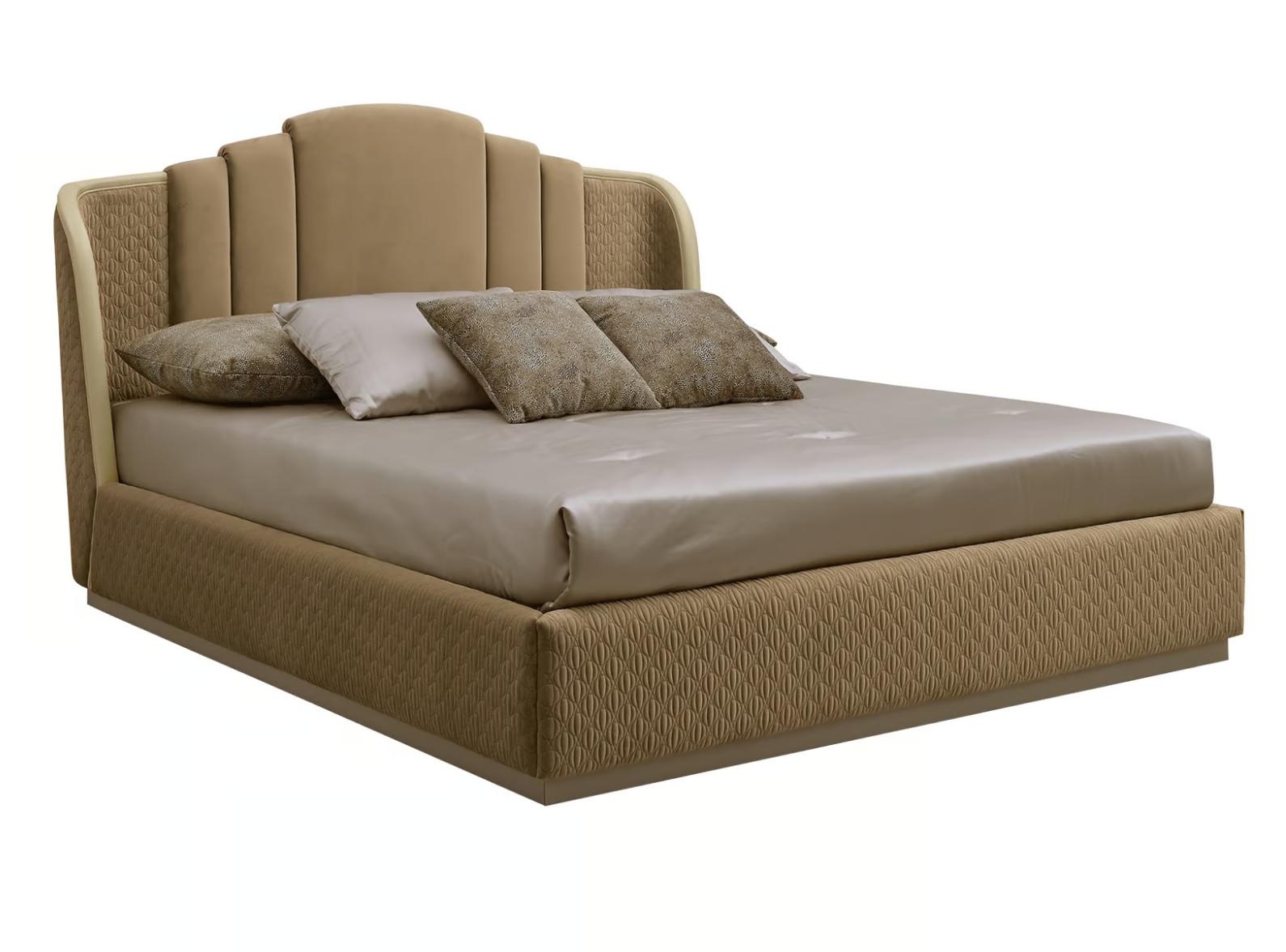Beiges Luxusbett