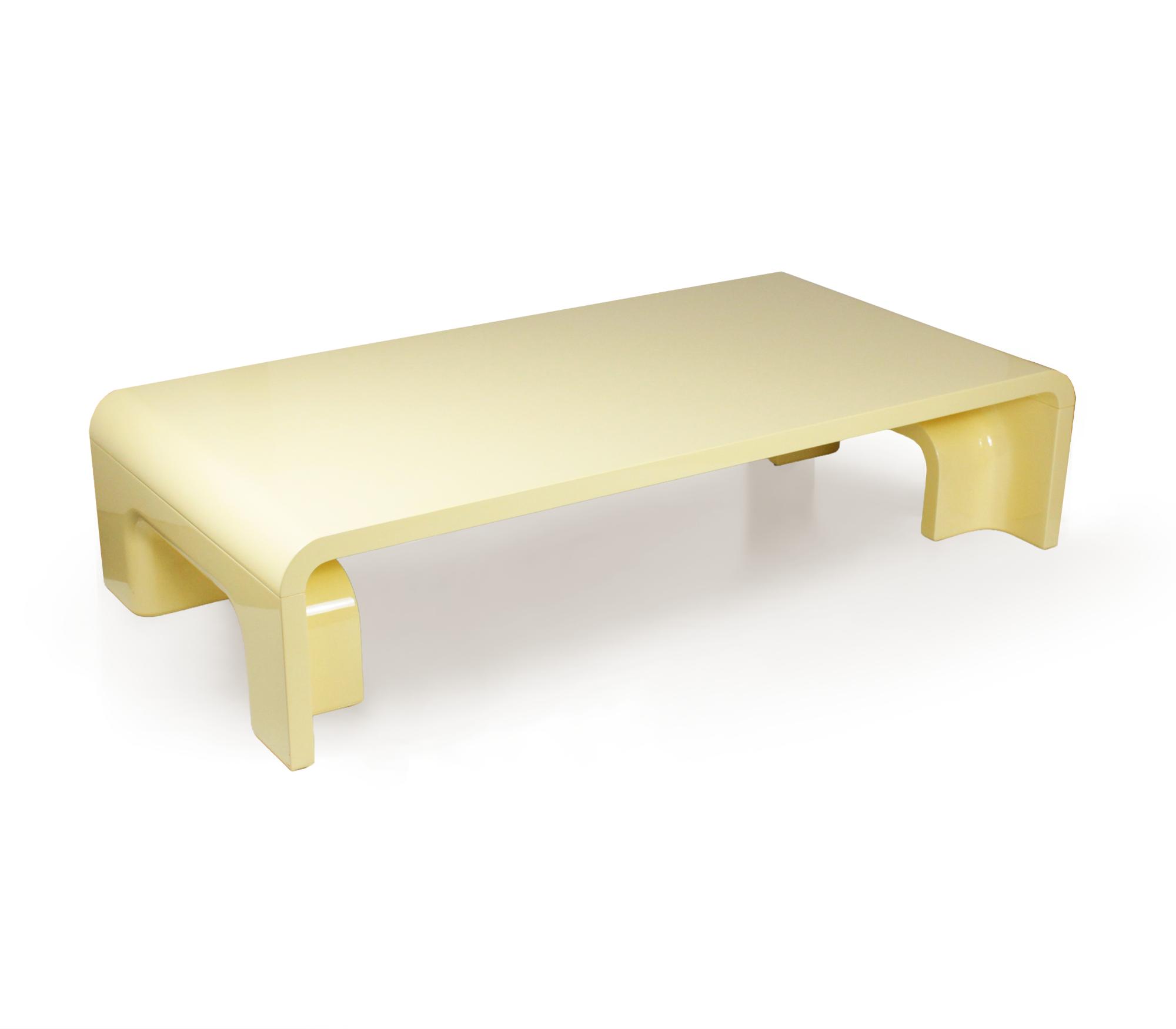 Pliè Couchtisch