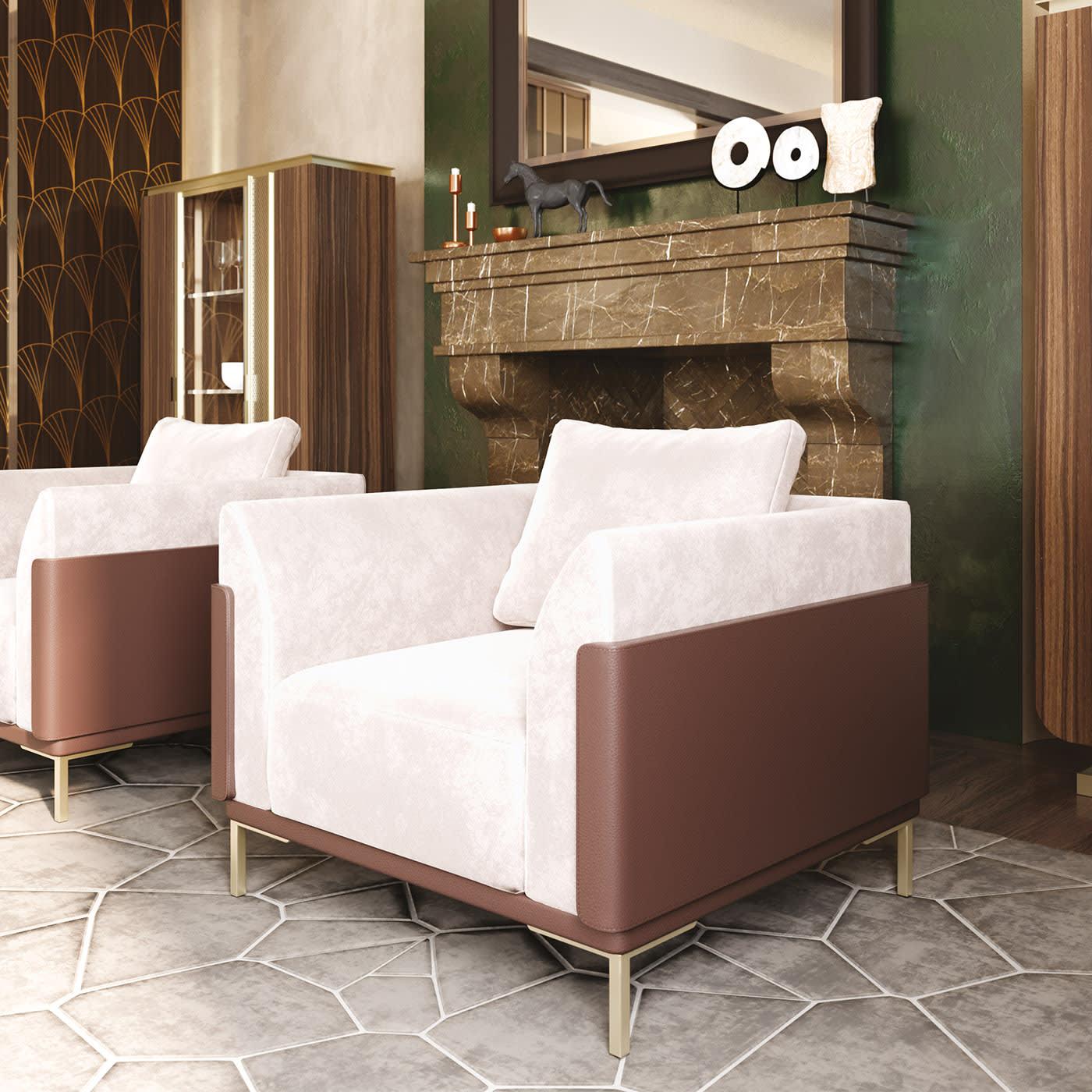 Vittoria Zeitgenössischer italienischer Sessel