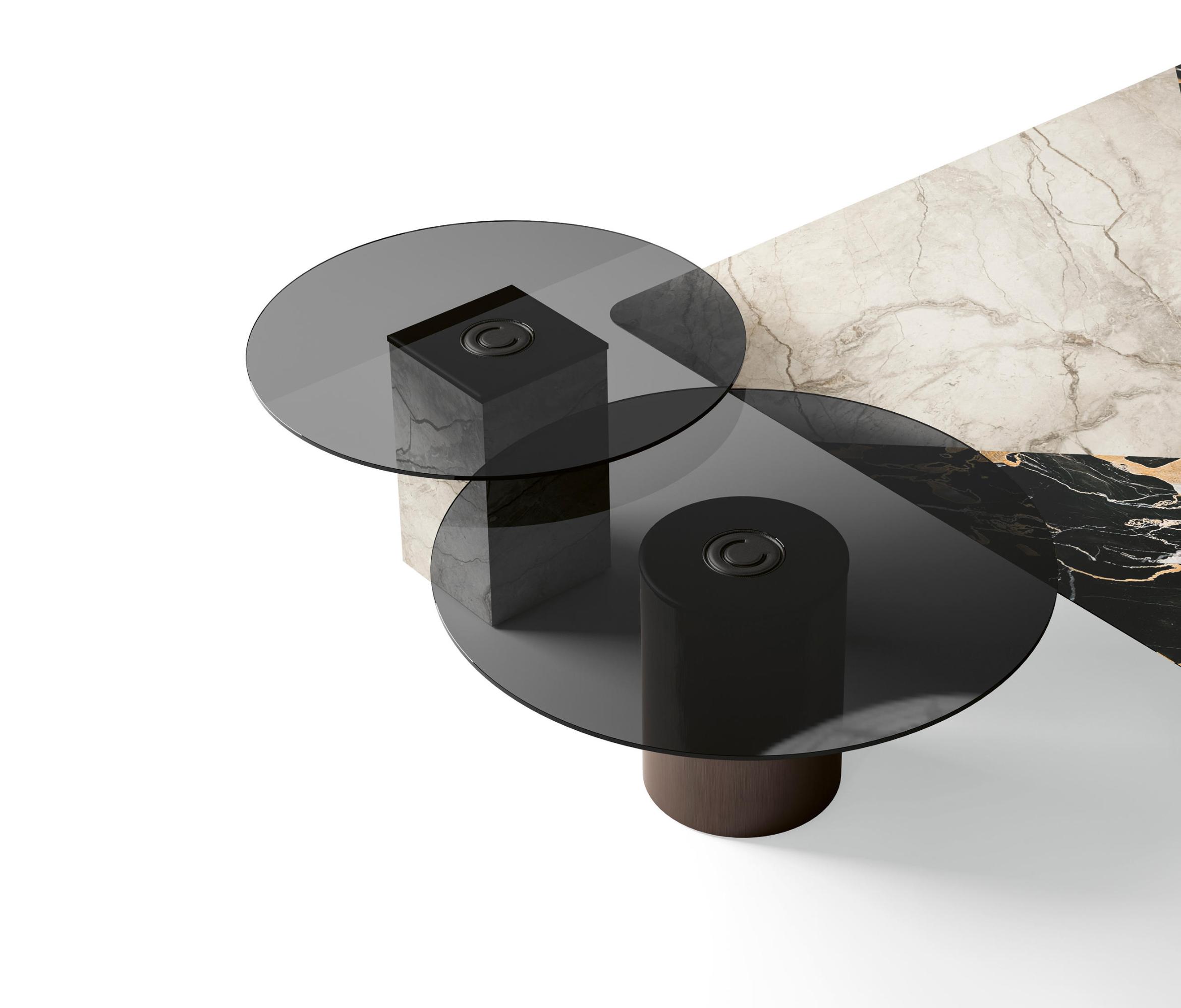 Großer einzigartiger Couchtisch