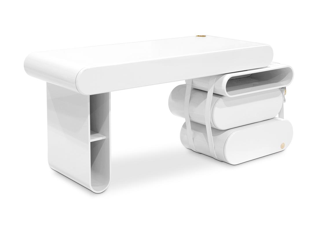 Fantasy Realm Schreibtisch