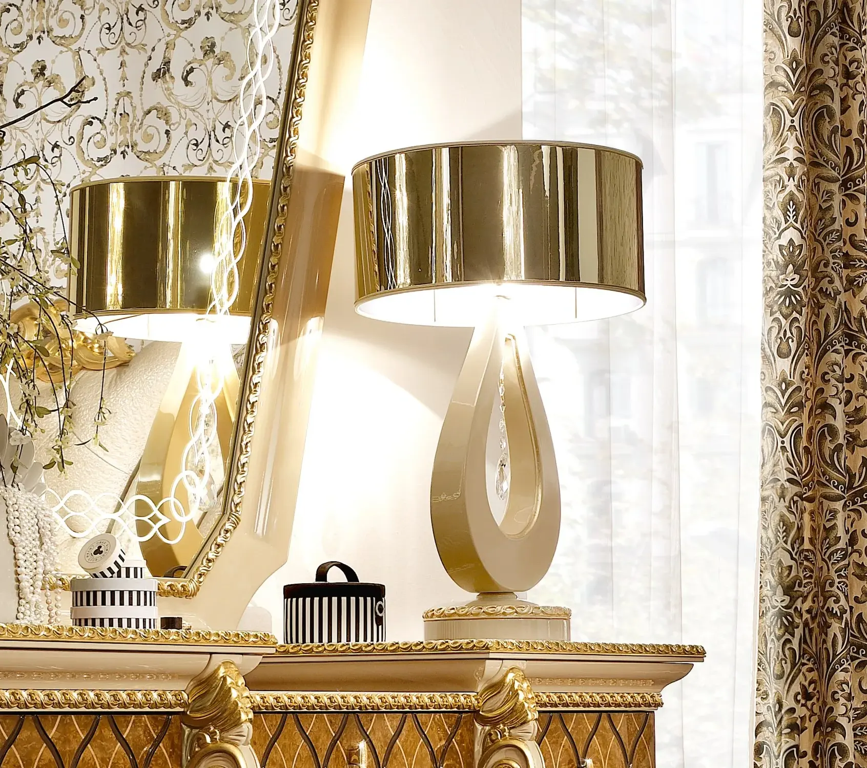Harmony Tischlampe