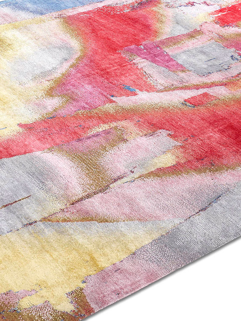 Original auf Hellgrau Teppich