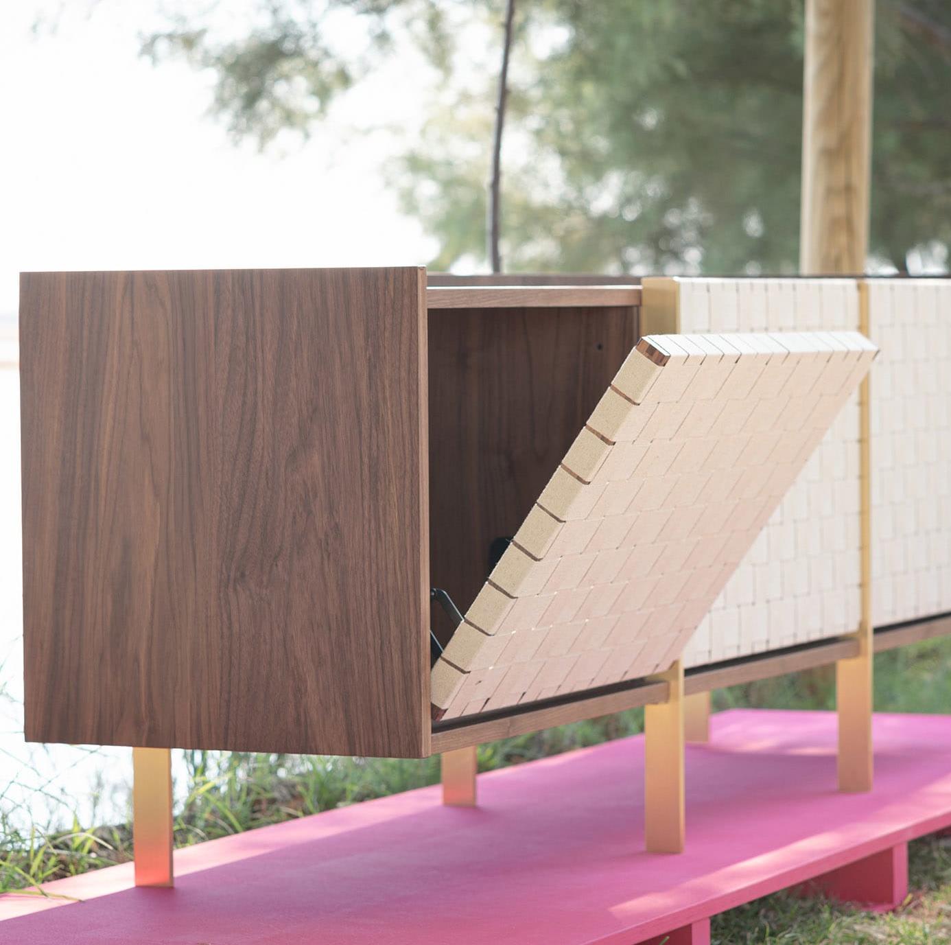 Canaletto-Nussbaum-Sideboard