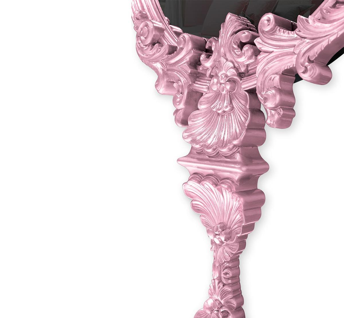 Verzaubelte Spiegelung mit TV