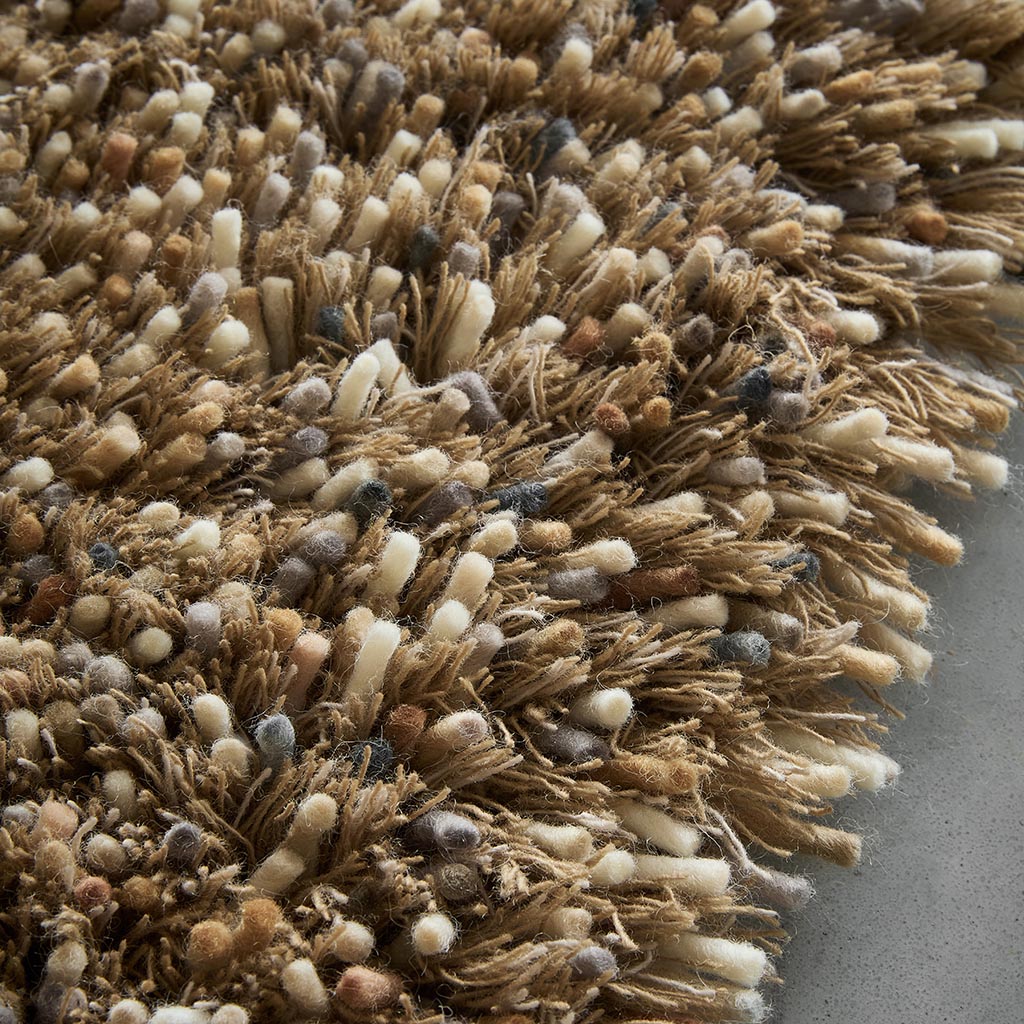Sprout Feather Coat Teppich | Größe: 140 × 200 cm