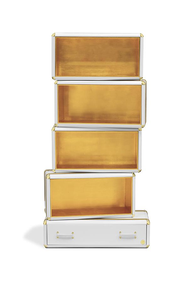 Airborne Fantasy Bücherregal