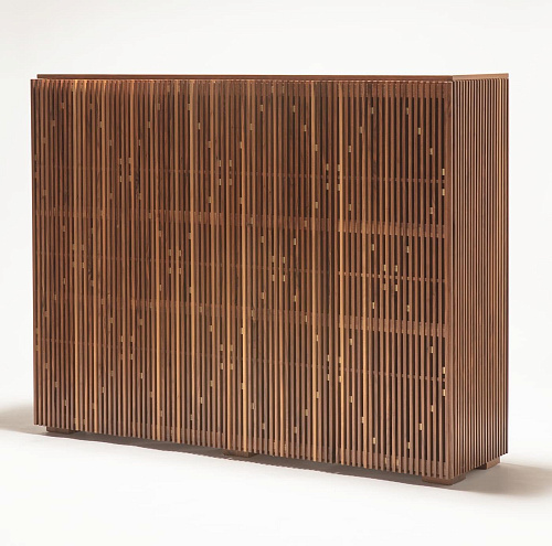 Zeitgenössischer Seitenschrank