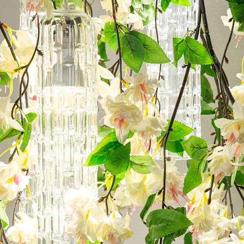 White Cascade Kleiner Kronleuchter