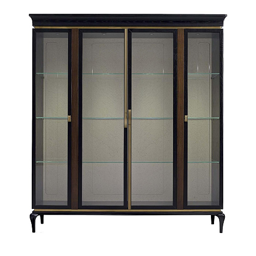 Dilan Gefertigter Schrank