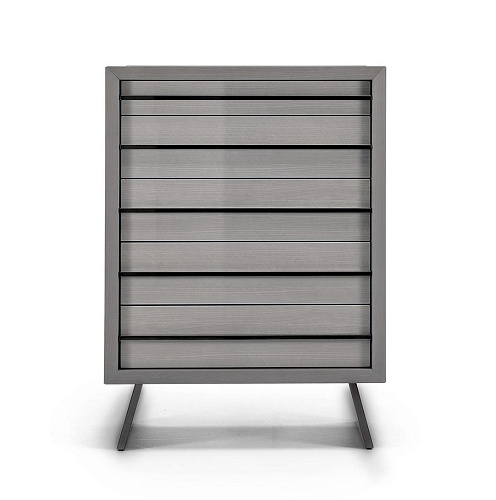 Moderne Kommode mit fünf Schubladen und Metallgriff