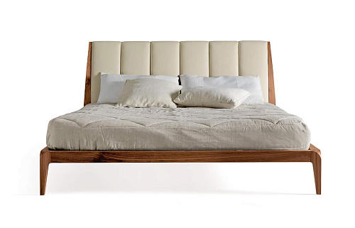 Verso Nord Modernes Bett