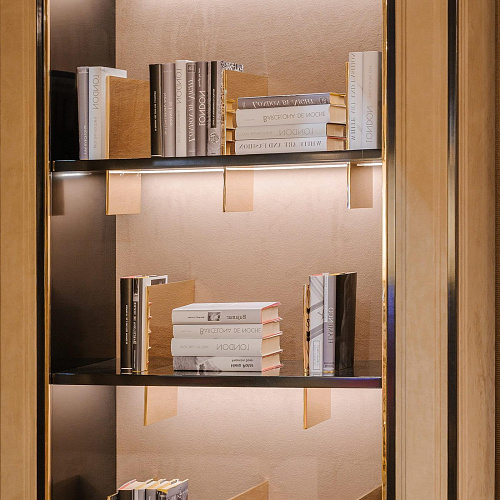 Feliz Moderner italienischer Bücherregal