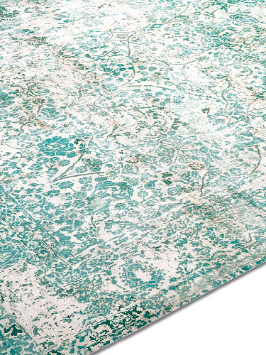 ZeroPile Ex Electric Blue auf Creme Teppich